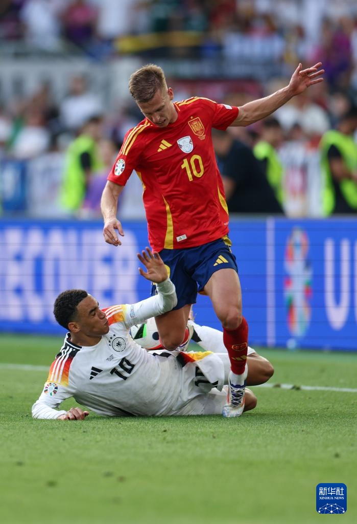 欧锦赛四强诞生,决赛争夺激烈展开的简单介绍 欧锦赛四强诞生,决赛争夺激烈展开的简单介绍