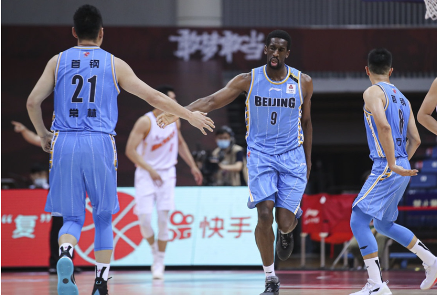 同城乐体育官方登录入口-尼斯实现逆袭，主场大胜对手