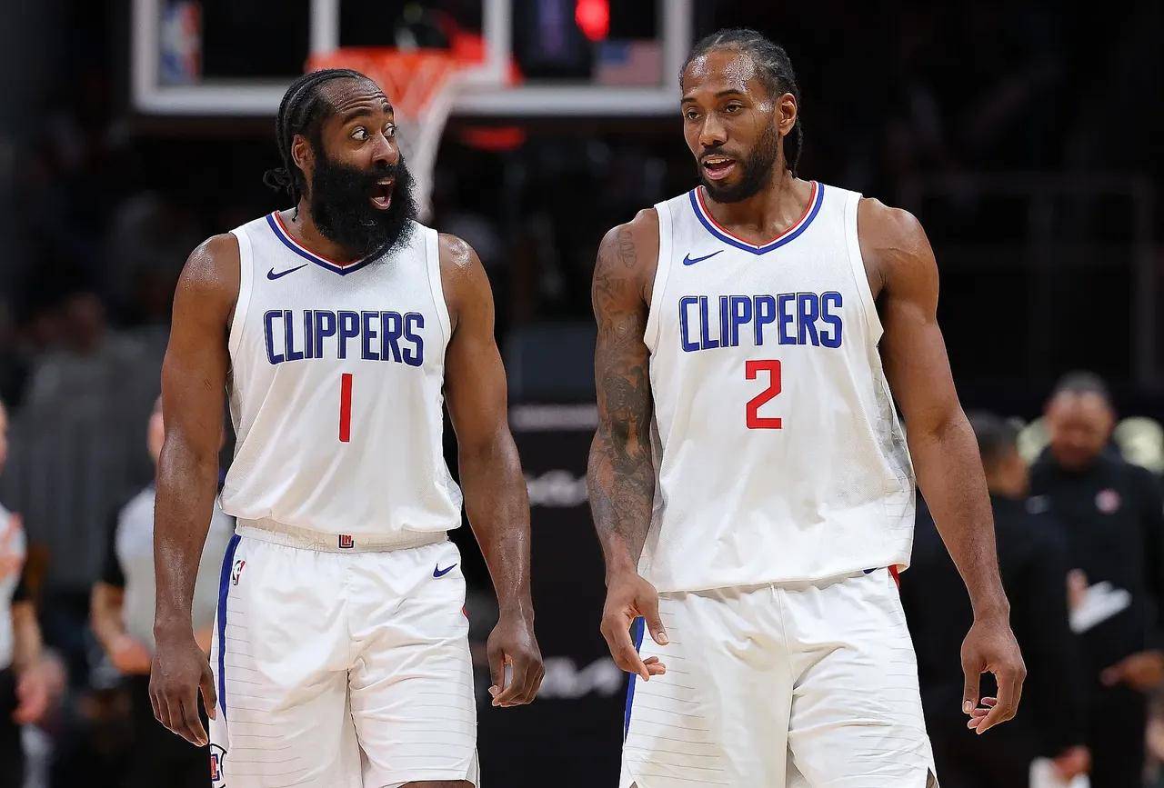 快船险胜黄蜂逆转获胜