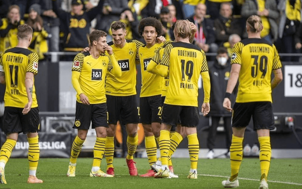 江苏世纪大胜,继续领跑积分榜 江苏世纪大胜,继续领跑积分榜